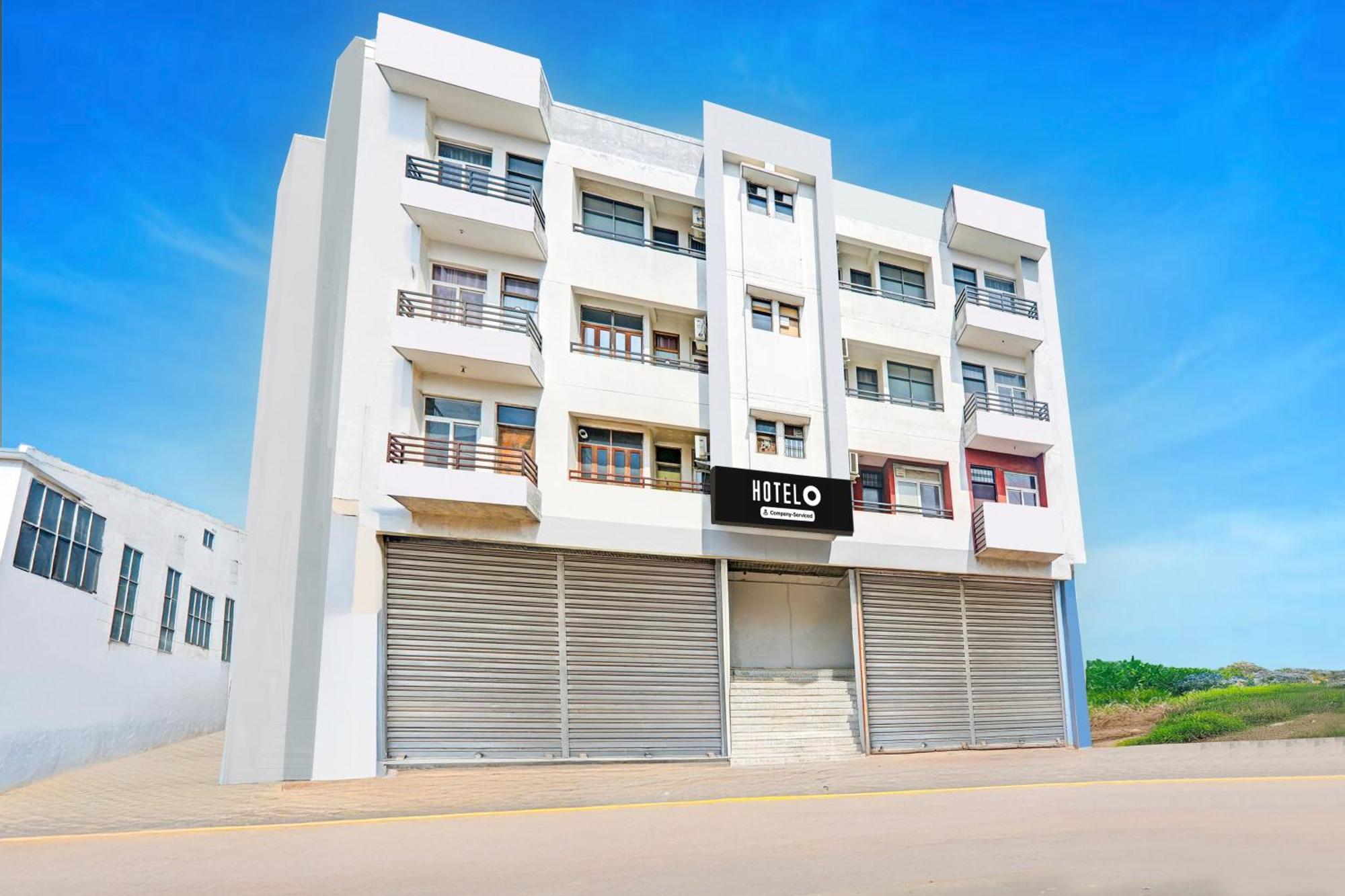 Super Hotel O Jankipuram Near Sahara State Formerly Basera Homes Hasanganj 外观 照片