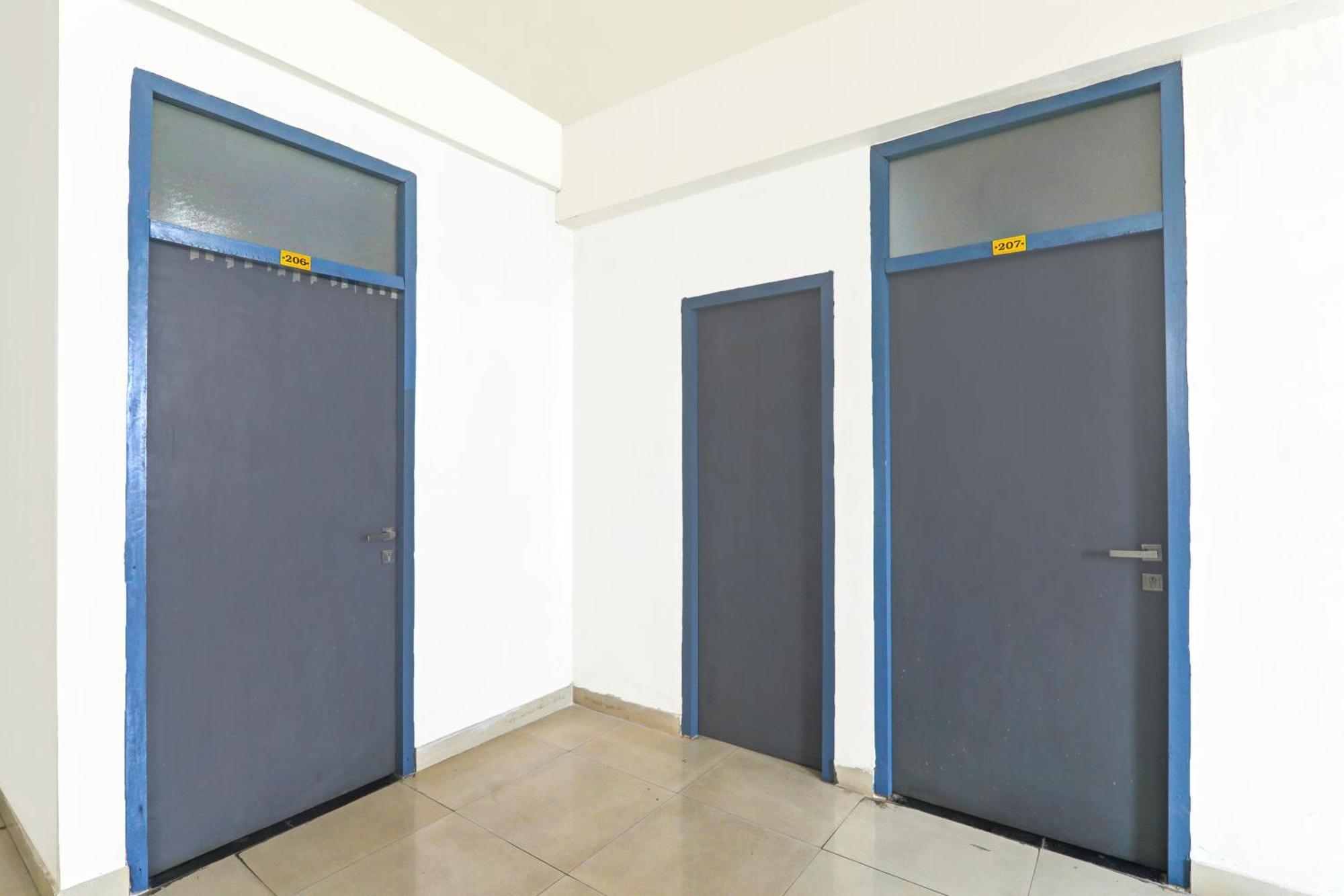 Super Hotel O Jankipuram Near Sahara State Formerly Basera Homes Hasanganj 外观 照片
