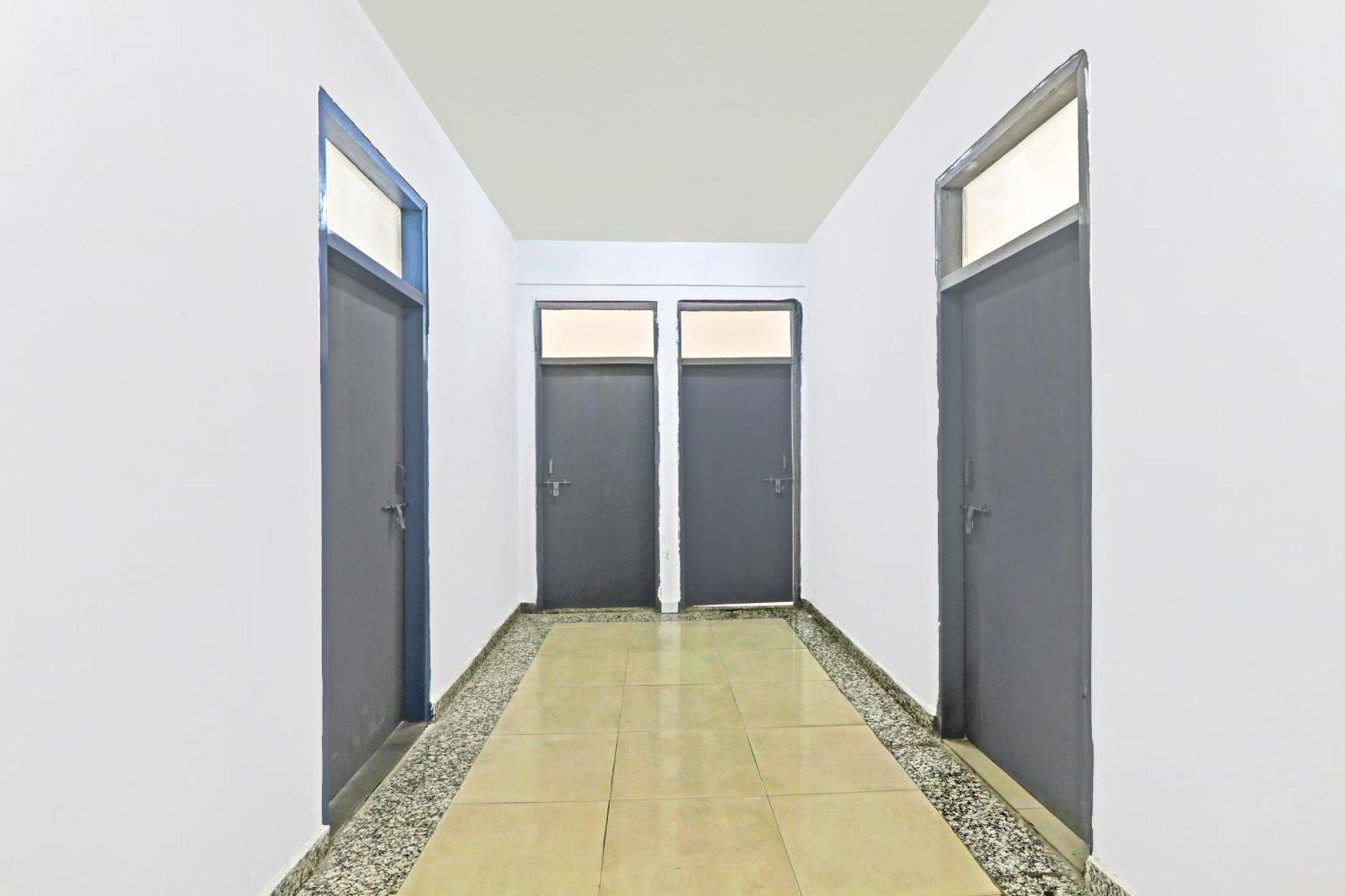 Super Hotel O Jankipuram Near Sahara State Formerly Basera Homes Hasanganj 外观 照片